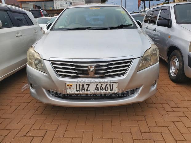 Toyota Premio 2010 Silver