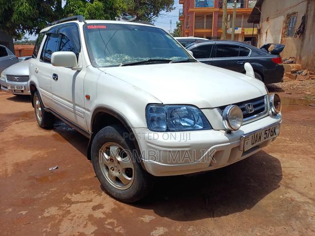 Honda CR-V 2004 White
