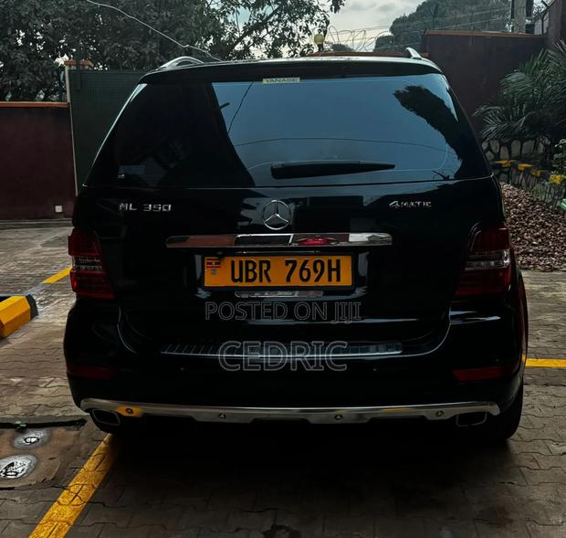 Mercedes-Benz M Class 2011 Black