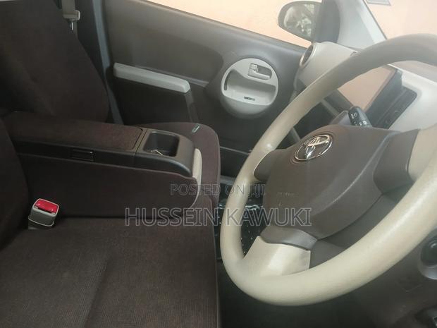 Toyota Passo 2007 Brown