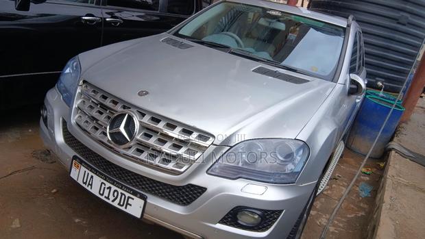 Mercedes-Benz M Class 2010 Silver