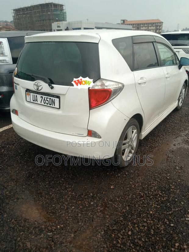 Toyota Ractis 2011 White
