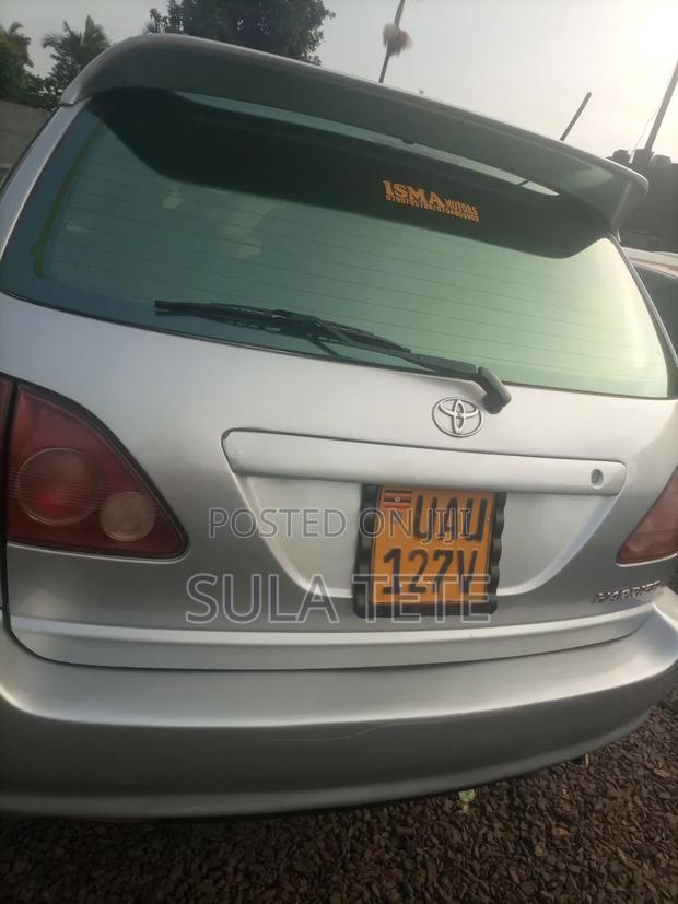 Toyota Harrier 2.2 16V 1999 Silver