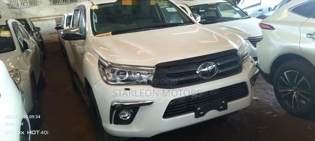 Toyota Hilux Revo Smart Cab Deisel 2.8 AWD 2018 White