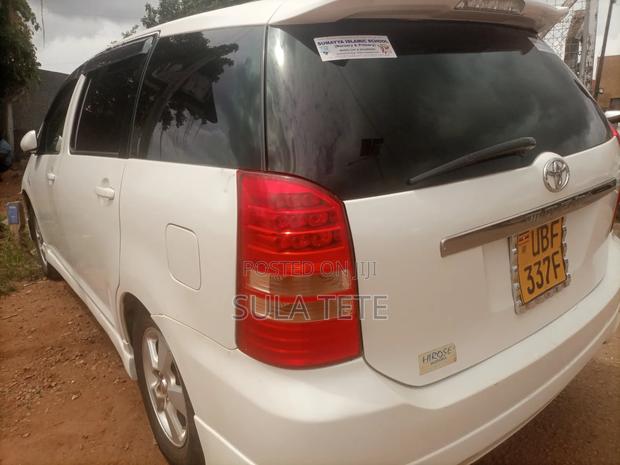 Toyota Wish 2006 White