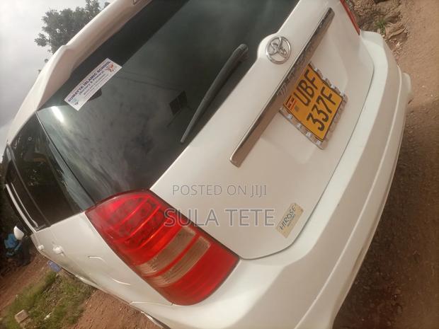 Toyota Wish 2006 White
