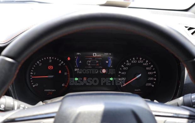 Isuzu D-MAX 2023 Silver