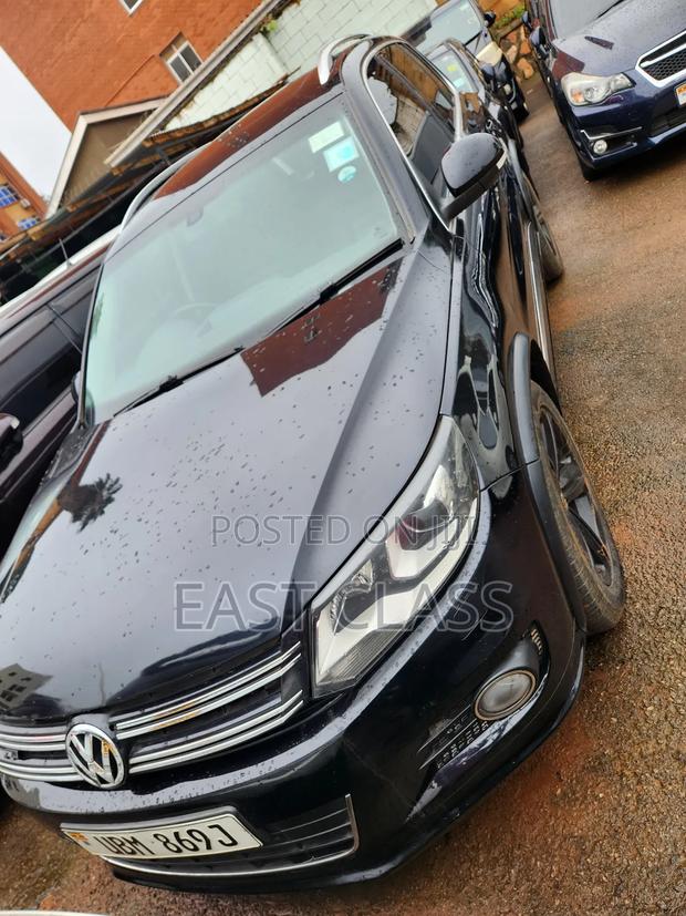 Volkswagen Tiguan 2015 Black
