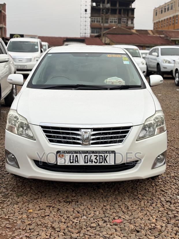 Toyota Premio 1.8 FWD 2013 White
