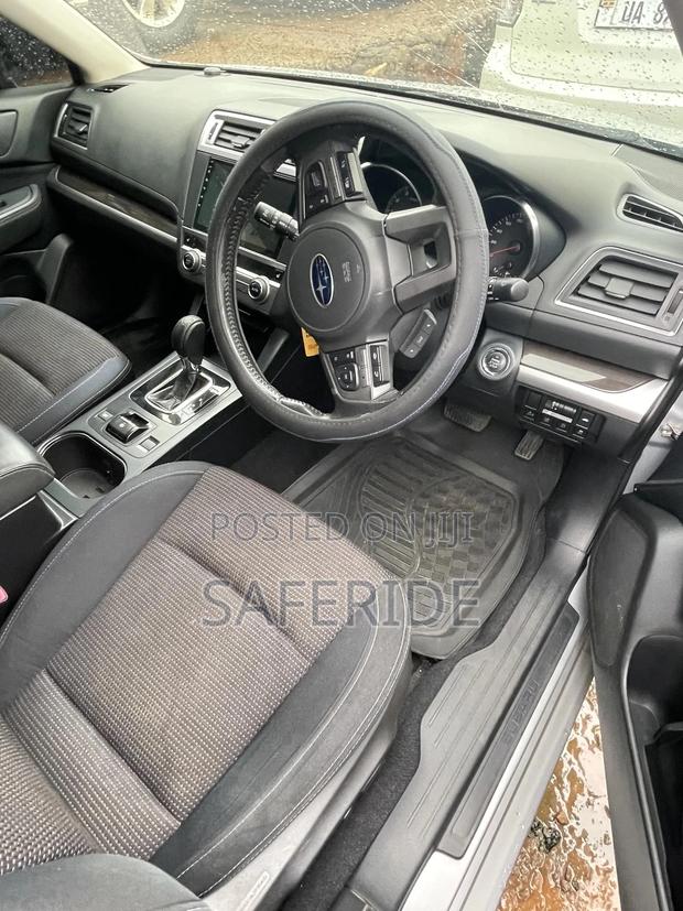 Subaru Legacy 2016 Silver