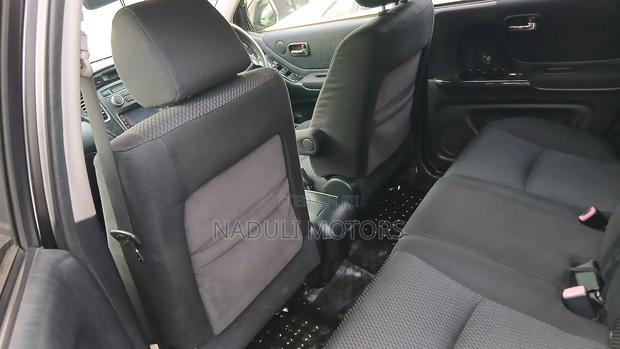 Toyota Kluger 2005 Black