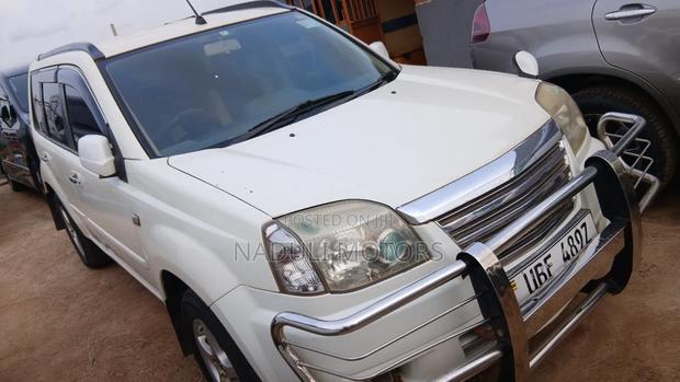 Nissan X-Trail 2009 White