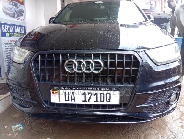 Audi Q3 2016 Black