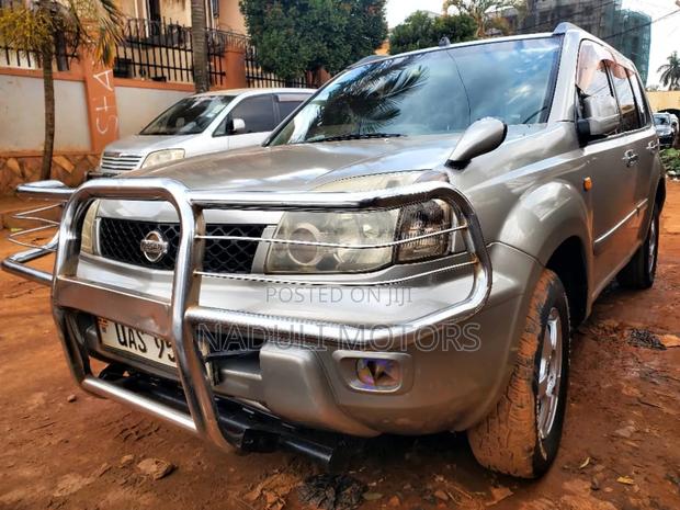 Nissan X-Trail 2004 Silver