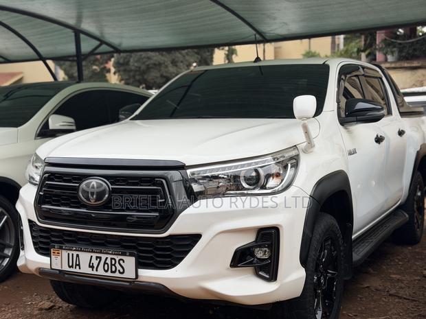 Toyota Hilux 2020