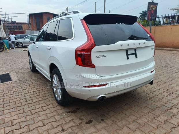 Volvo XC90 2018