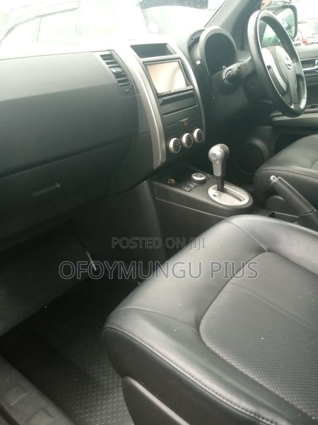 Nissan X-Trail 2011 White