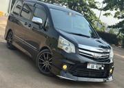 Toyota Noah 2.0 143hp AWD (8 Seater) 2012 Black for sale
