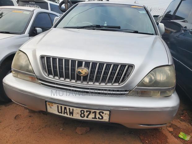 Toyota Harrier 2003 Silver