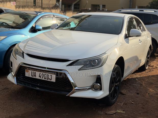 Toyota Mark X 2012 White