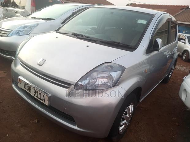 Toyota Passo 2008 Silver