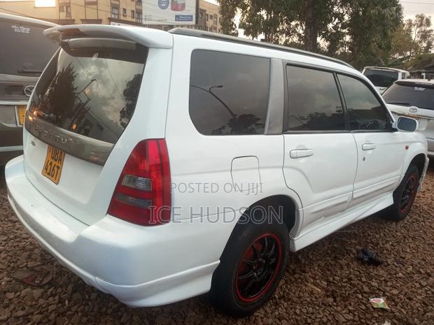 Subaru Forester 2004 White