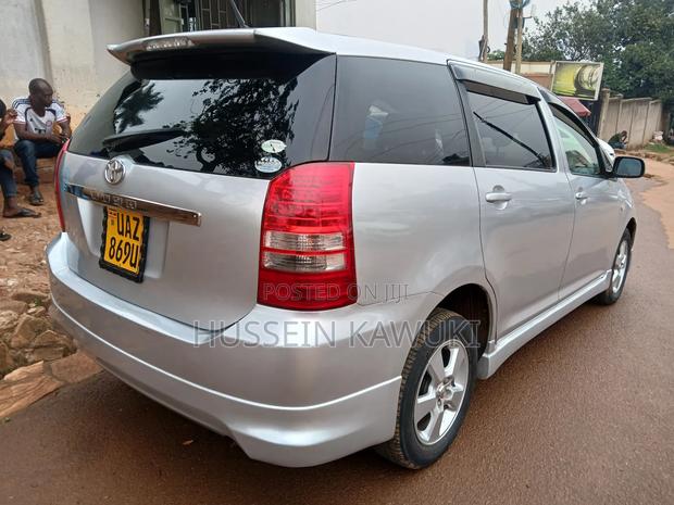 Toyota Wish 2007 Silver