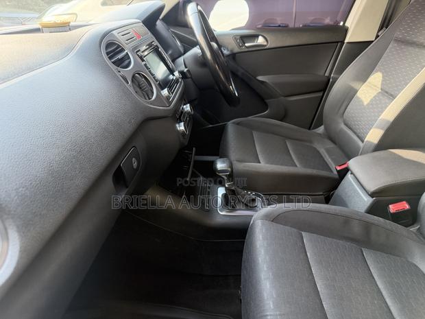 Volkswagen Tiguan 2011