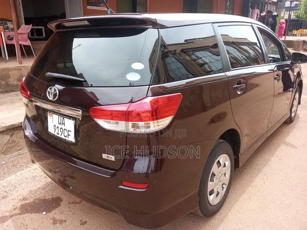 Toyota Wish 2012 Burgundy