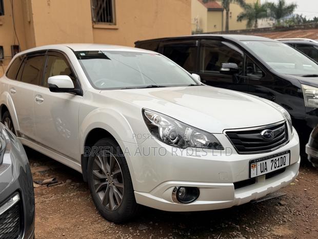 Subaru Outback 2012