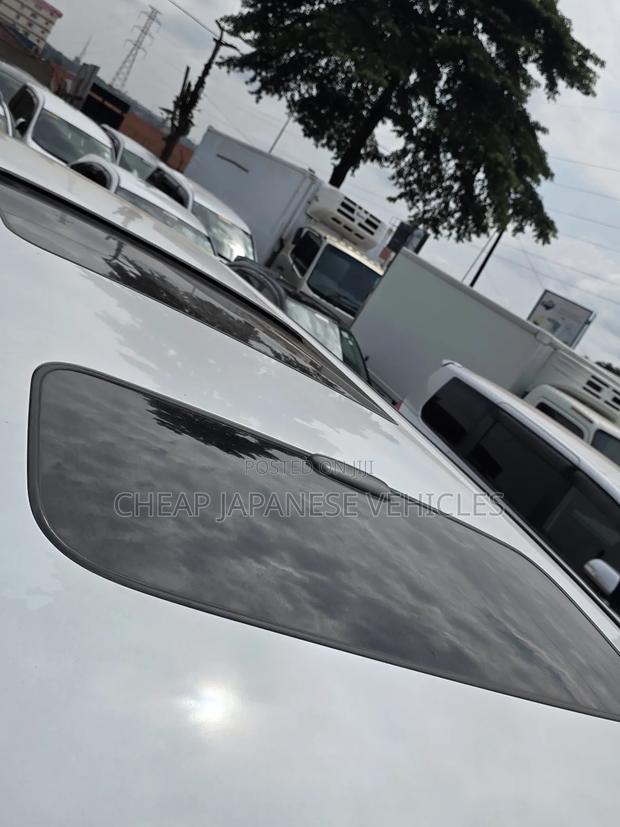 Toyota Alphard 2013 White