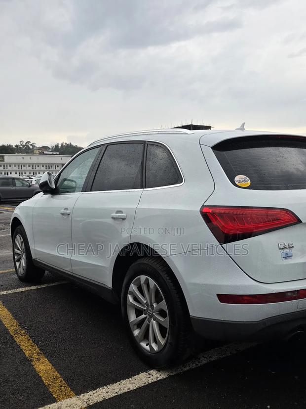Audi Q5 2.0T Premium quattro 4dr SUV AWD (2.0L 4cyl Turbo 8A) 2014 White
