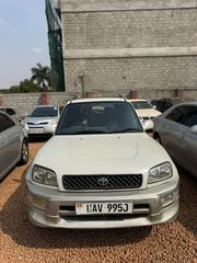 Toyota RAV4 Automatic 2002 White for sale