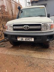 Toyota Land Cruiser 2005 White for sale