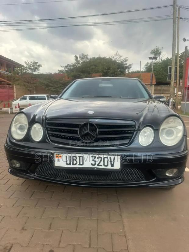 Mercedes-Benz E300 2008 Black