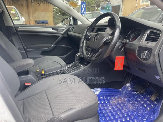 Volkswagen Golf 2015 White