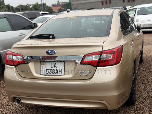 Subaru Legacy 2015 Gold