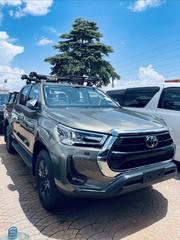 Toyota Hilux 2018 Beige for sale