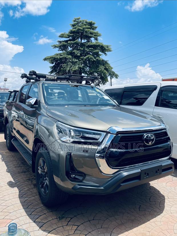 Toyota Hilux 2018 Beige