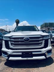 Toyota Land Cruiser 2024 White for sale