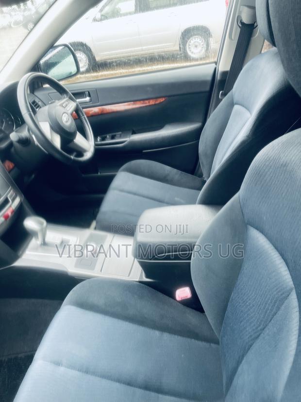 Subaru Outback 2012 Blue