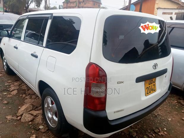Toyota Probox 2007 White