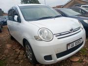 Toyota Sienta 2012 White for sale