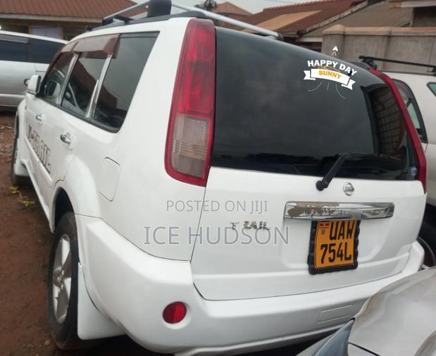 Nissan X-Trail 2003 White