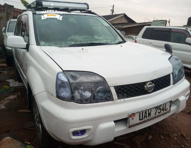 Nissan X-Trail 2003 White