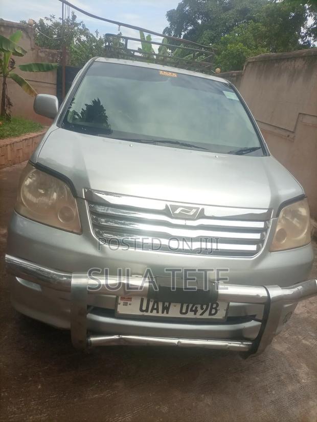 Toyota Noah 2.0 FWD (8 Seater) 2005 Silver