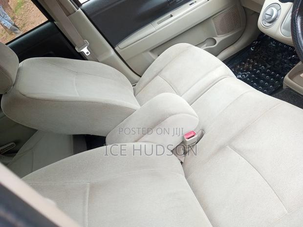 Toyota Passo Sette 2010 Black