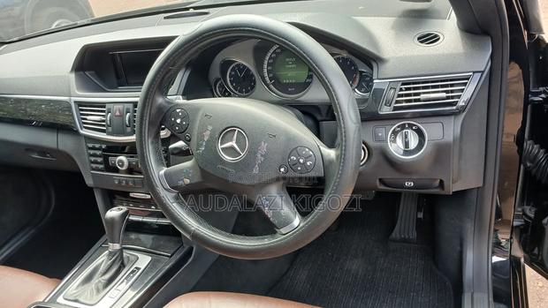 Mercedes-Benz E250 2010 Black