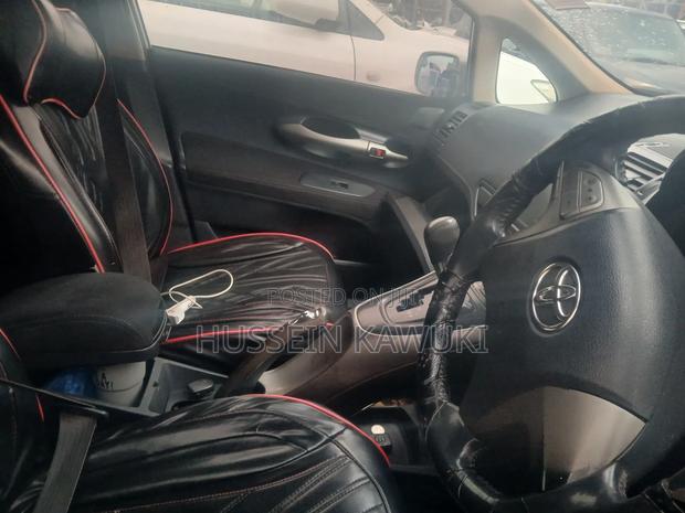 Toyota Blade 2007 Silver