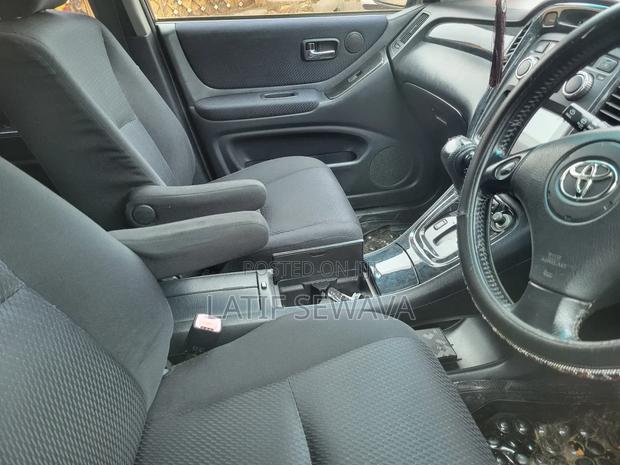Toyota Kluger 2009 Black